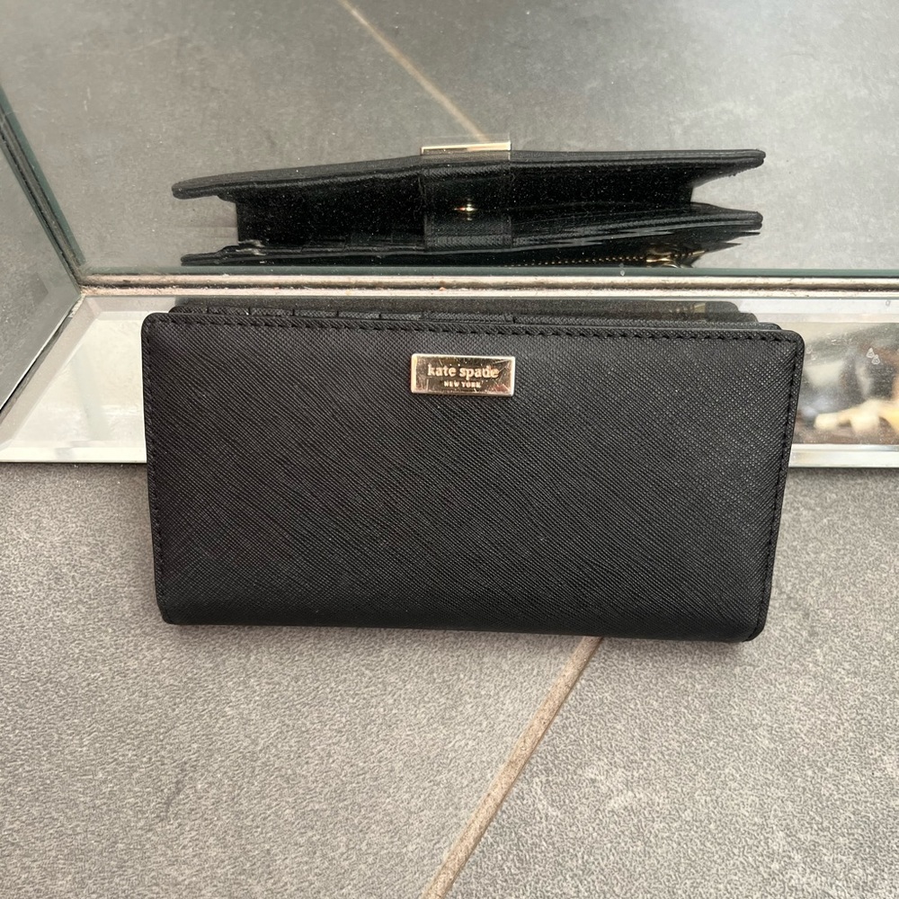Kate Spade black wallet. Excellent condition. Leather